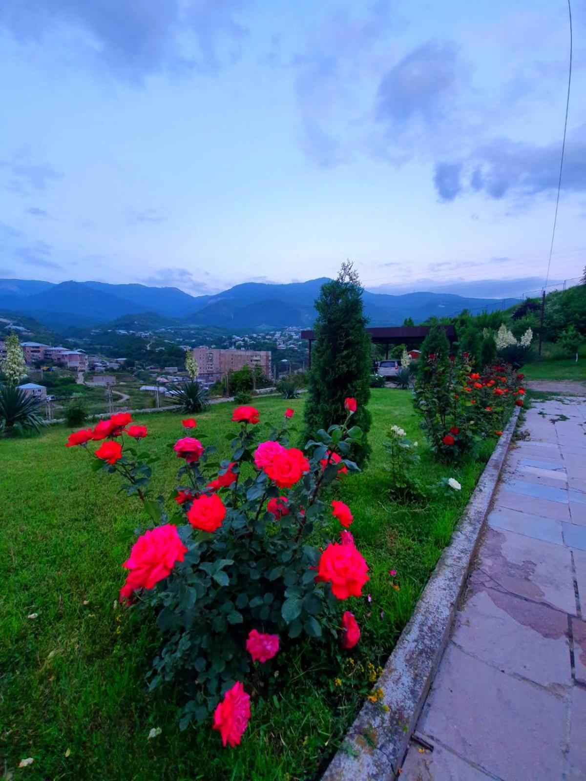 Guest House Ijevan's Garden Extérieur photo