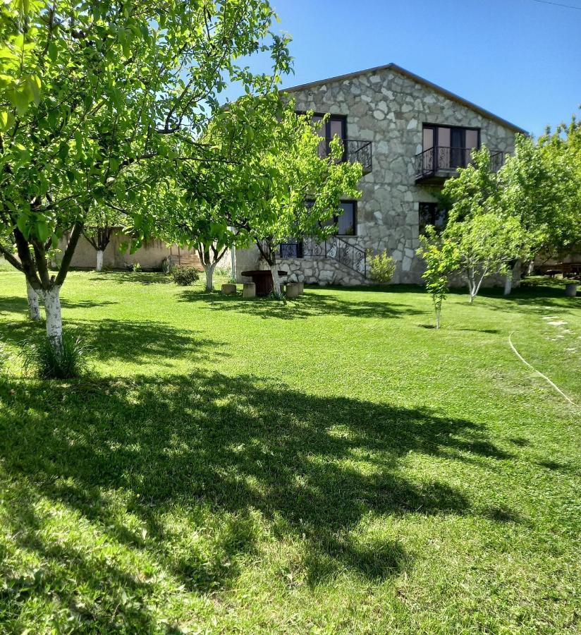 Guest House Ijevan's Garden Extérieur photo